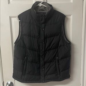 L. L. Bean black goose down filled puffer vest women’s size L